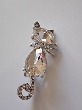 Silver Cat Brooch